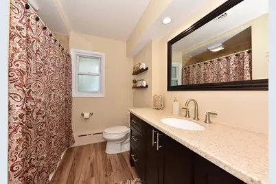 12765  Winthrop Ct, Brookfield, WI 53005 - Photo 17