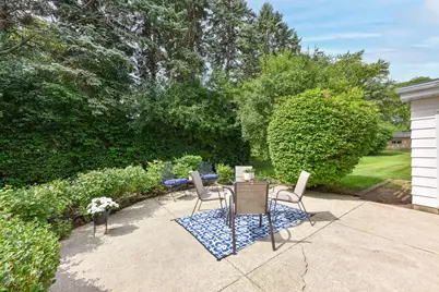 12765  Winthrop Ct, Brookfield, WI 53005 - Photo 33