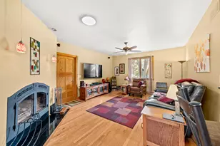 13960 James St, Brookfield, WI 53005 - Photo 17