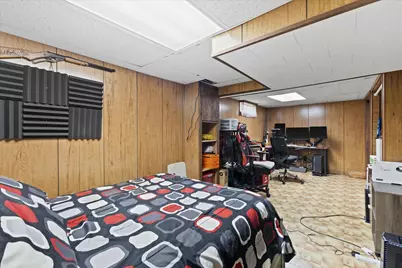 3915  55th St, Kenosha, WI 53144 - Photo 15