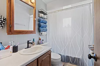 3915  55th St, Kenosha, WI 53144 - Photo 9