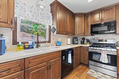 3915  55th St, Kenosha, WI 53144 - Photo 7