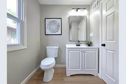 6169 W Spencer Pl, Milwaukee, WI 53218 - Photo 29