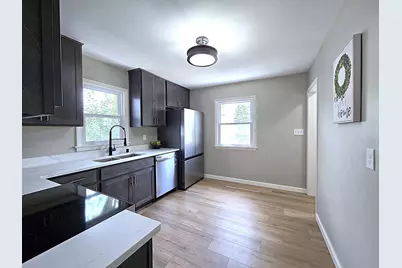 6169 W Spencer Pl, Milwaukee, WI 53218 - Photo 5