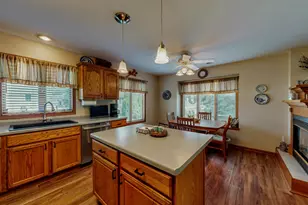 1505 Raveen St, Fort Atkinson, WI 53538 - Photo 9