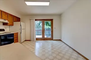 914 Northern Sands Pl, Onalaska, WI 54650 - Photo 11