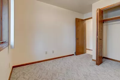 914  Northern Sands Pl, Onalaska, WI 54650 - Photo 17