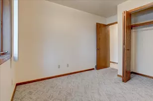 914 Northern Sands Pl, Onalaska, WI 54650 - Photo 17