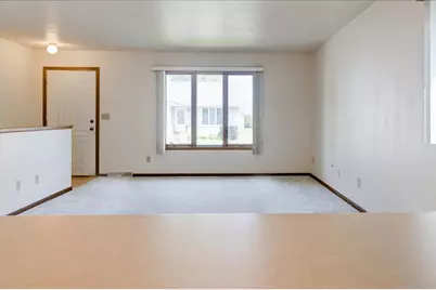 914  Northern Sands Pl, Onalaska, WI 54650 - Photo 9