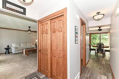 4105 W McGinnis Dr, Franklin, WI 53132 - Photo 3