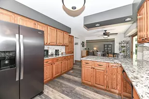 4105 W McGinnis Dr, Franklin, WI 53132 - Photo 11