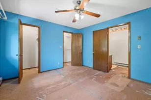 306 Sheffield Rd, Waukesha, WI 53186 - Photo 9