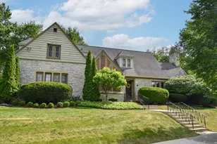 8525 Ravenswood Cir, Wauwatosa, WI 53226 - Photo 25