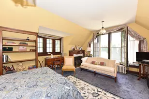 8525 Ravenswood Cir, Wauwatosa, WI 53226 - Photo 17