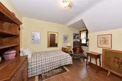 8525  Ravenswood Cir, Wauwatosa, WI 53226 - Photo 15