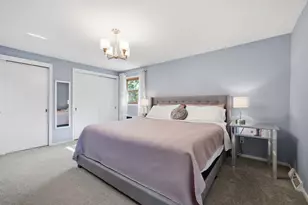 8807 Greenhill Ln, Greendale, WI 53129 - Photo 21