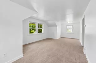 1615 E Beverly Rd, Shorewood, WI 53211 - Photo 11