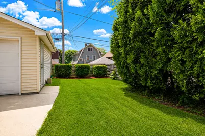 1615 E Beverly Rd #1615A, Shorewood, WI 53211 - Photo 17