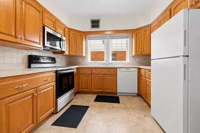 1615 E Beverly Rd #1615A, Shorewood, WI 53211 - Photo 5