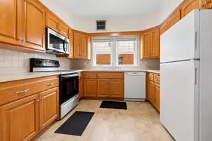 1615 E Beverly Rd, Shorewood, WI 53211 - Photo 5