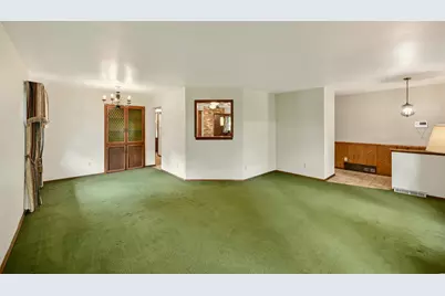 3319 W Woodward Dr, Franklin, WI 53132 - Photo 5
