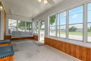 740 W College Ave, Waukesha, WI 53186 - Photo 5