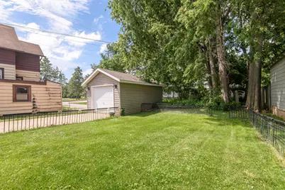 740 W College Ave, Waukesha, WI 53186 - Photo 35