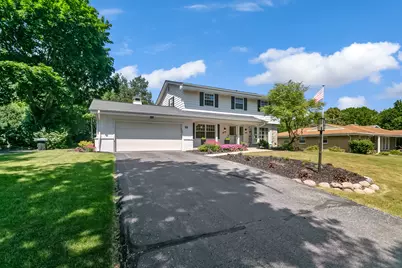 2745 N 117th Pl, Wauwatosa, WI 53222 - Photo 41