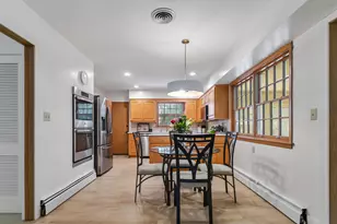 2745 N 117th Pl, Wauwatosa, WI 53222 - Photo 9