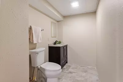 2745 N 117th Pl, Wauwatosa, WI 53222 - Photo 33