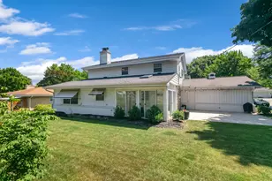 2745 N 117th Pl, Wauwatosa, WI 53222 - Photo 39