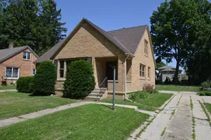 956 W Conger St, Whitewater, WI 53190 - Photo 1