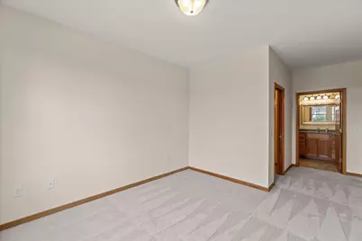 1765  New Port Vista Dr, Port Washington, WI 53024 - Photo 9