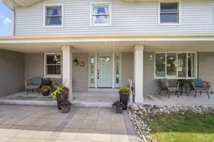 S94W23075 Meadow View Ln, Vernon, WI 53103 - Photo 5