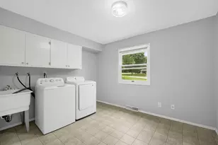 S94W23075 Meadow View Ln, Vernon, WI 53103 - Photo 25