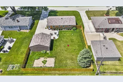 8506 N 51st St, Brown Deer, WI 53223 - Photo 27