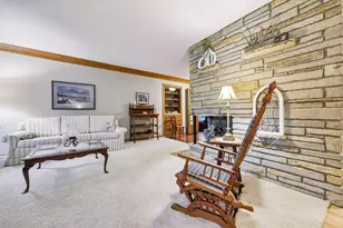 W213N5425 Kenmore Dr, Menomonee Falls, WI 53051 - Photo 29