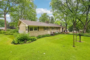 W213N5425 Kenmore Dr, Menomonee Falls, WI 53051 - Photo 41