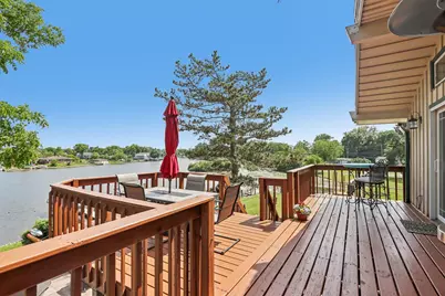 131  Riverside Dr, Racine, WI 53185 - Photo 33