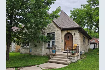 5528 W Auer Ave, Milwaukee, WI 53216 - Photo 1