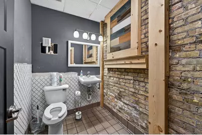 3627 W Lisbon Ave #3629, Milwaukee, WI 53208 - Photo 7