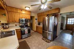 318 E Franklin St, Sparta, WI 54656 - Photo 9