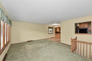 8600 Racine Ave, Racine, WI 53185 - Photo 3