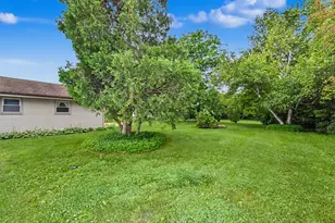 8600 Racine Ave, Racine, WI 53185 - Photo 31