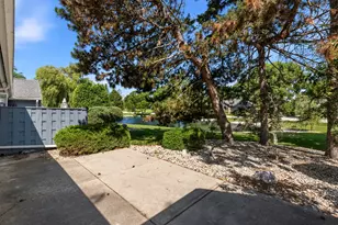 10329 N Savannah Ct, Mequon, WI 53092 - Photo 27