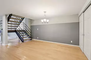 270 E Highland Ave, Milwaukee, WI 53202 - Photo 27