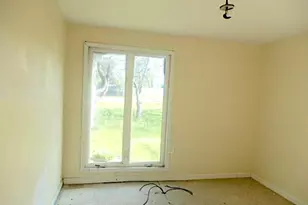 4646 Chicory Rd, Racine, WI 53403 - Photo 11