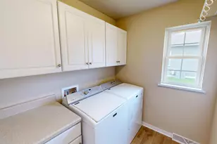 113 Michelle Dr, Johnson Creek, WI 53038 - Photo 31