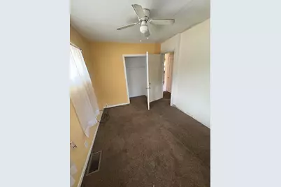 5725 N 60th St, Milwaukee, WI 53218 - Photo 7