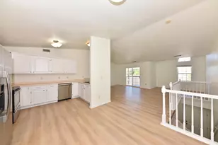 4835 Easy St, Delafield, WI 53209 - Photo 15
